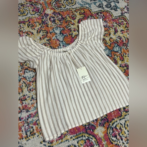 Before You | Woven Striped Off the Shoulder Top Small - Picture 2 of 6